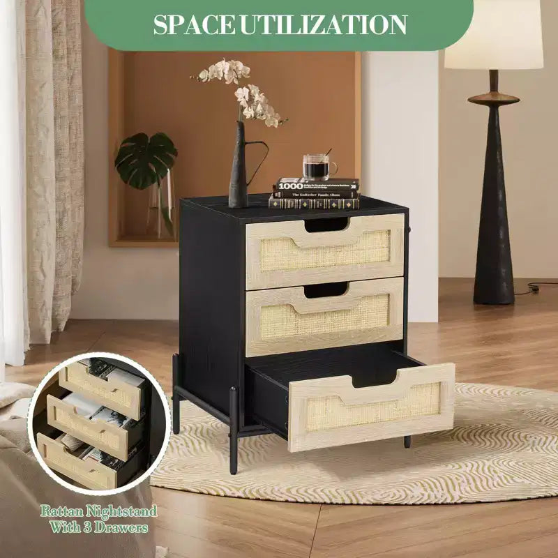 Wicker Storage Nightstand Modern Bohemian-Style Bedside Table Sturdy Wooden Legs Wicker Decorative Side Table for Bedroom and Living Room
