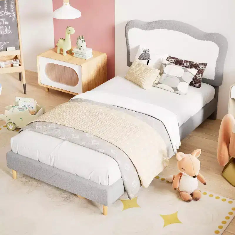 GustoWave Upholstered Bed Frame for Children with Scalloped Headboard, Comfy Velvet Single Bed, No Slatted Base Needed