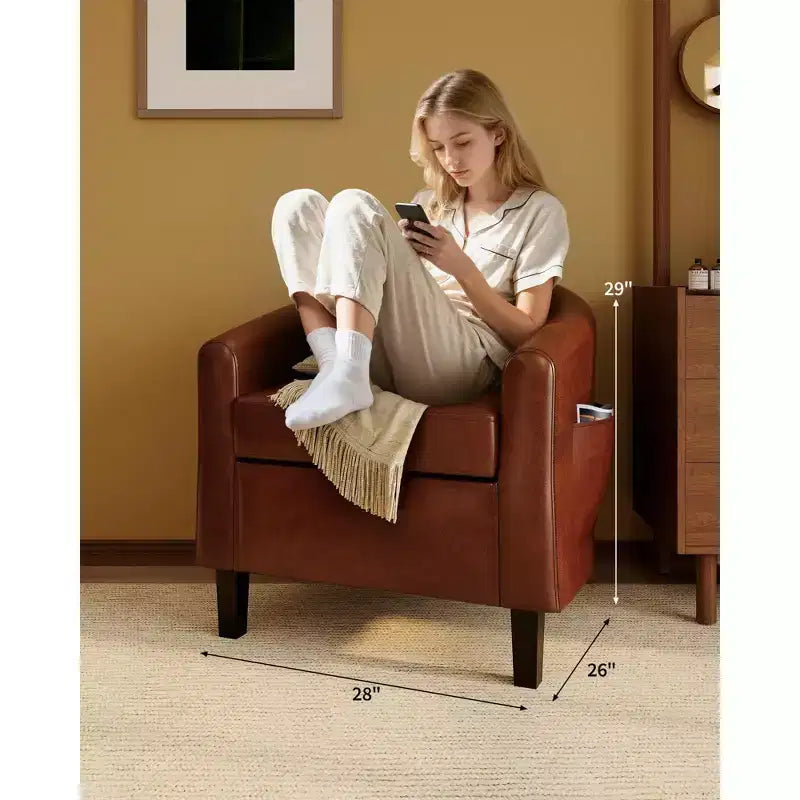 GustoWave Faux Leather Accent Barrel Chair with Soft Seat, U-Shaped Backrest Armchair for Living Room, Bedroom or Office