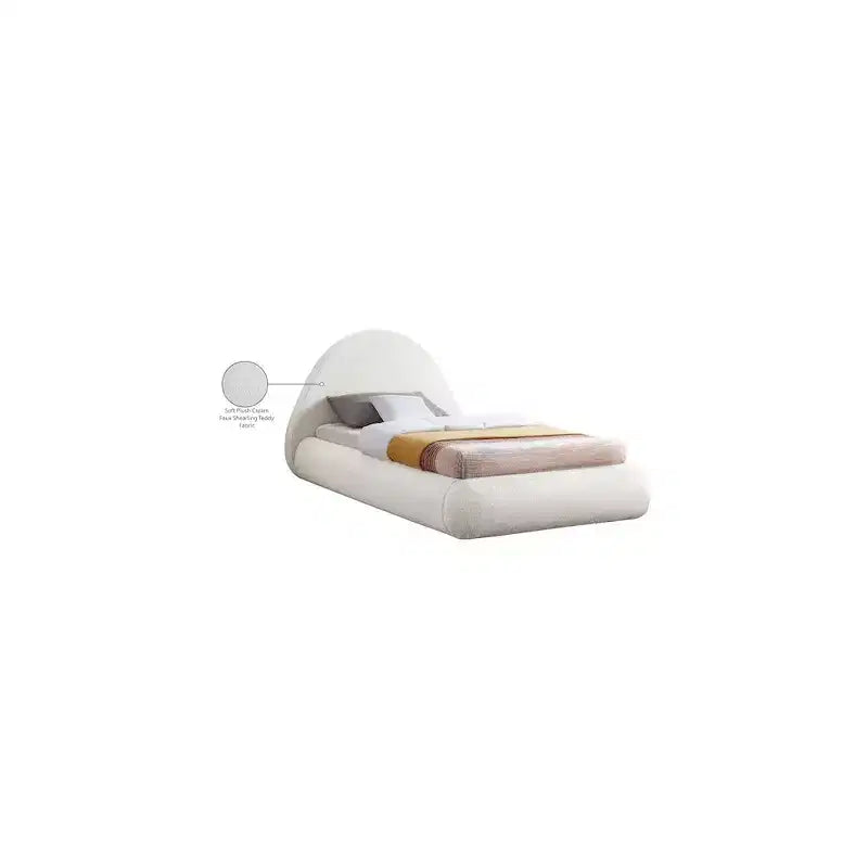 Meridian Furniture,Rudy Teddy Fabric Bed
