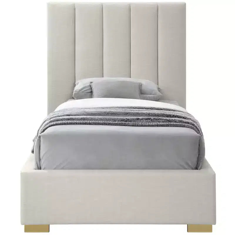 Meridian Furniture,Pierce Linen Textured Fabric Bed