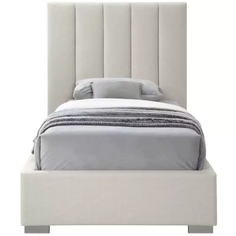 Meridian Furniture,Pierce Linen Textured Fabric Bed