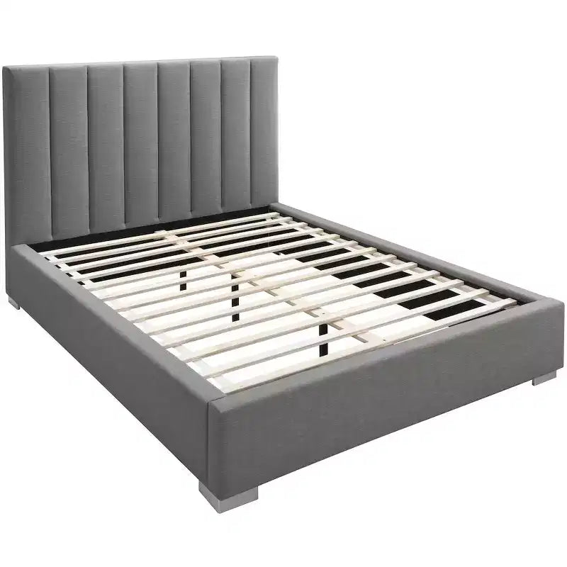 Meridian Furniture,Pierce Linen Textured Fabric Bed