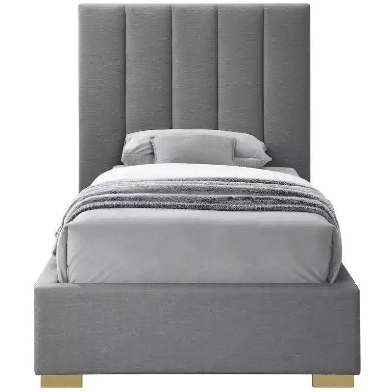 Meridian Furniture,Pierce Linen Textured Fabric Bed