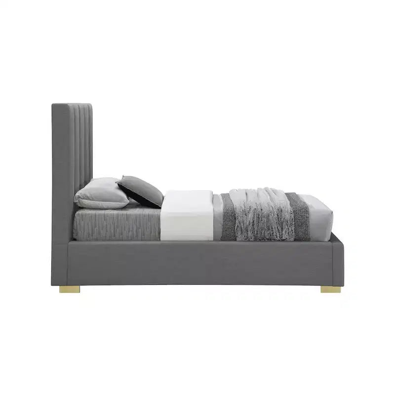 Meridian Furniture,Pierce Linen Textured Fabric Bed