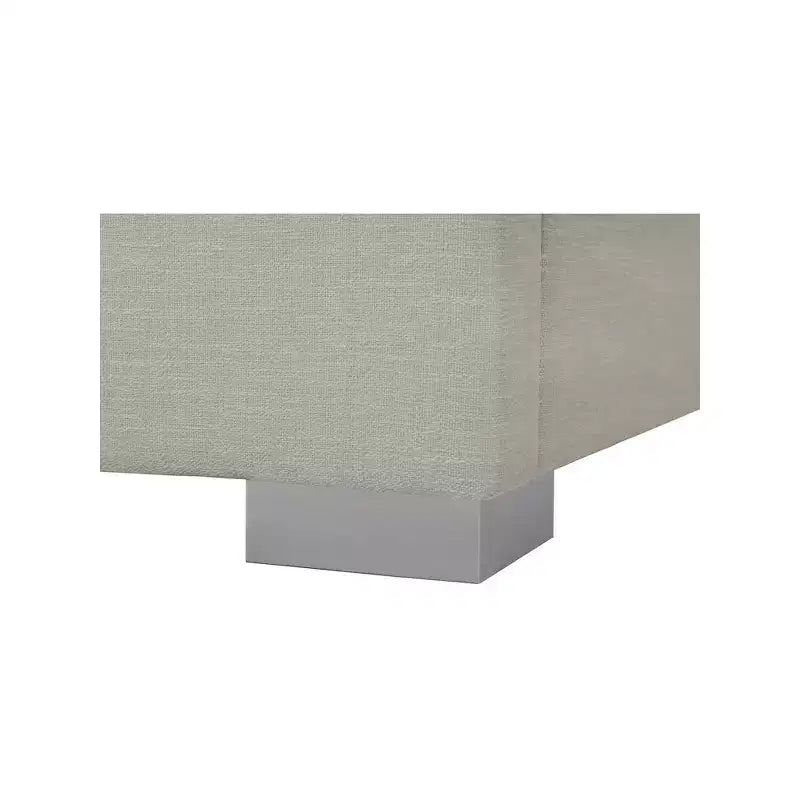 Meridian Furniture,Pierce Linen Textured Fabric Bed